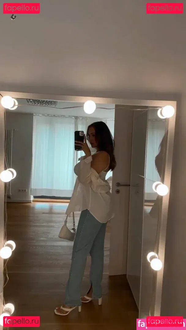 Lou Paul Onlyfans Photo Gallery 