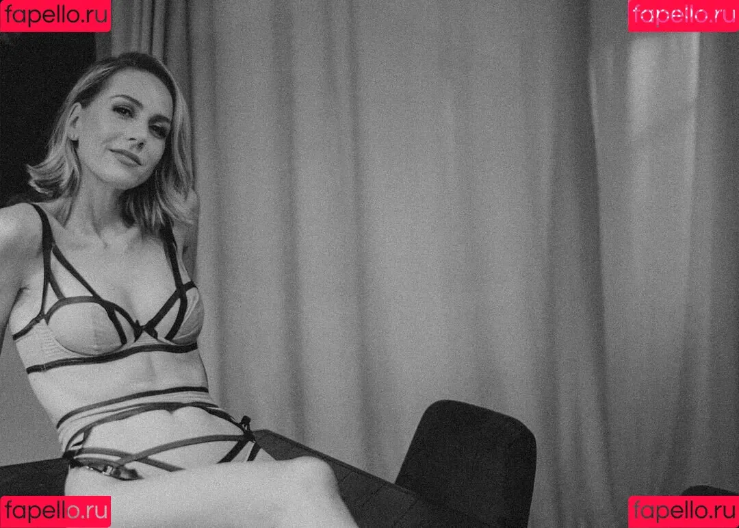 Niki Anson Onlyfans Photo Gallery 