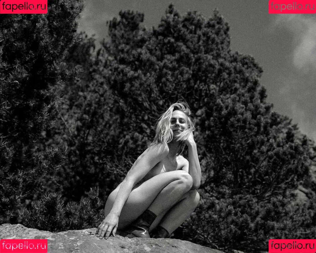 Niki Anson Onlyfans Photo Gallery 