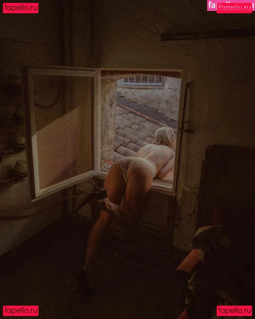 Niki Anson Onlyfans Photo Gallery 