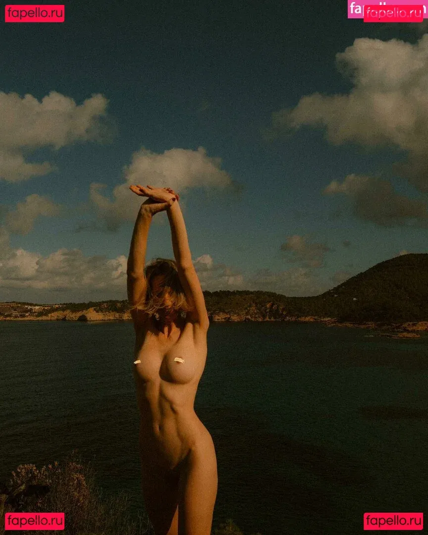 Niki Anson Onlyfans Photo Gallery 