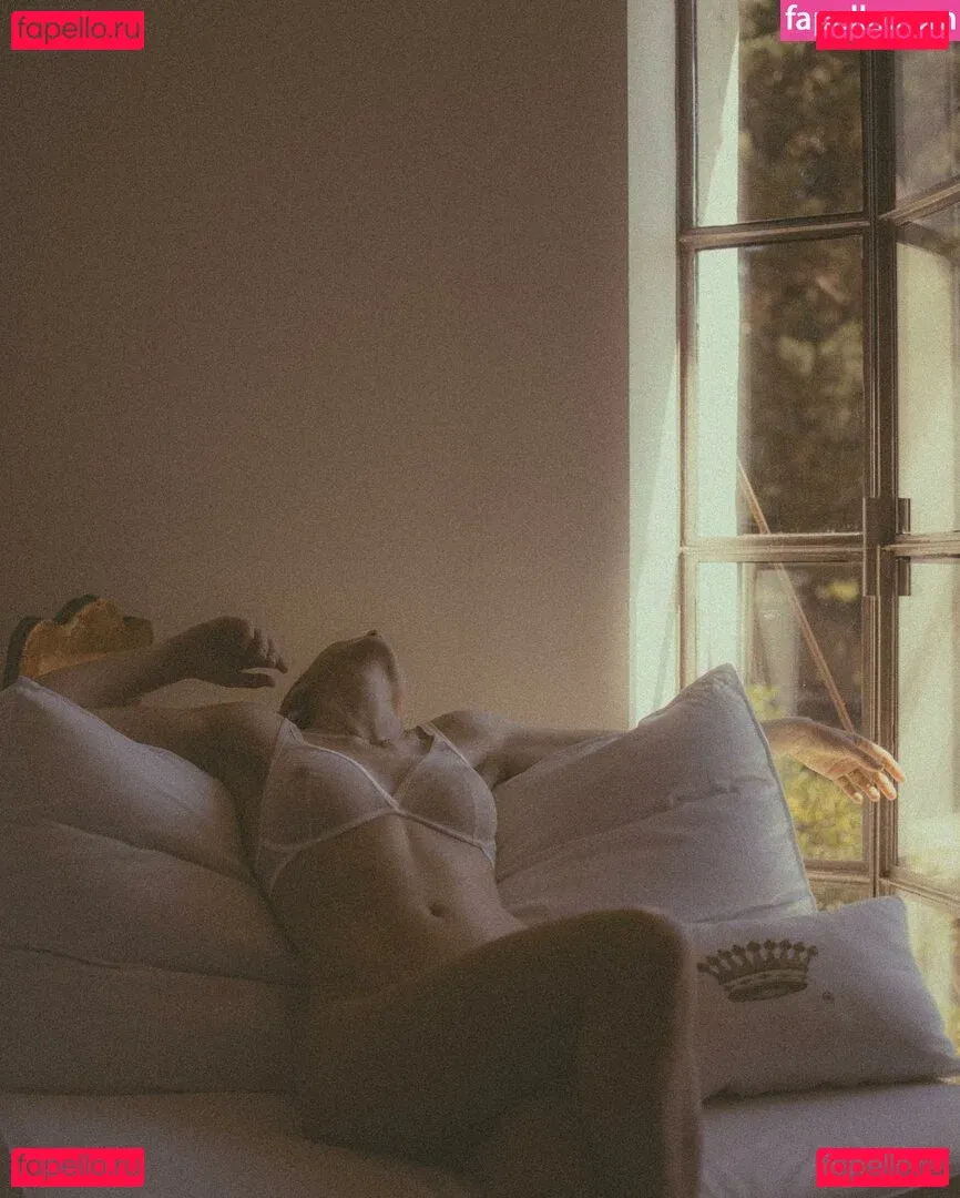 Niki Anson Onlyfans Photo Gallery 