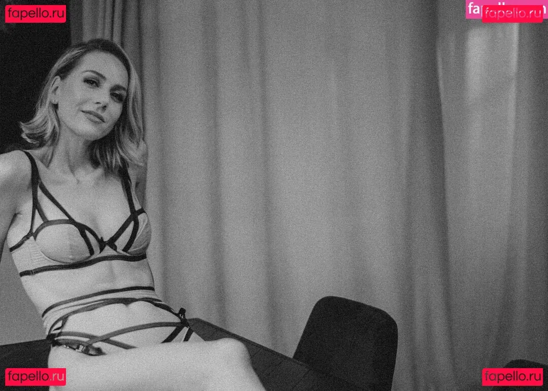 Niki Anson Onlyfans Photo Gallery 