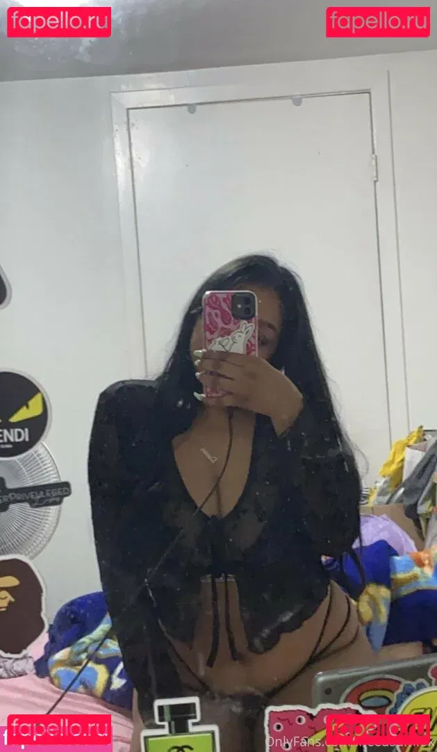 ineedsumfok Onlyfans Photo Gallery 