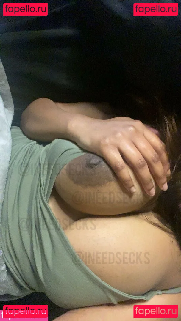 ineedsumfok Onlyfans Photo Gallery 