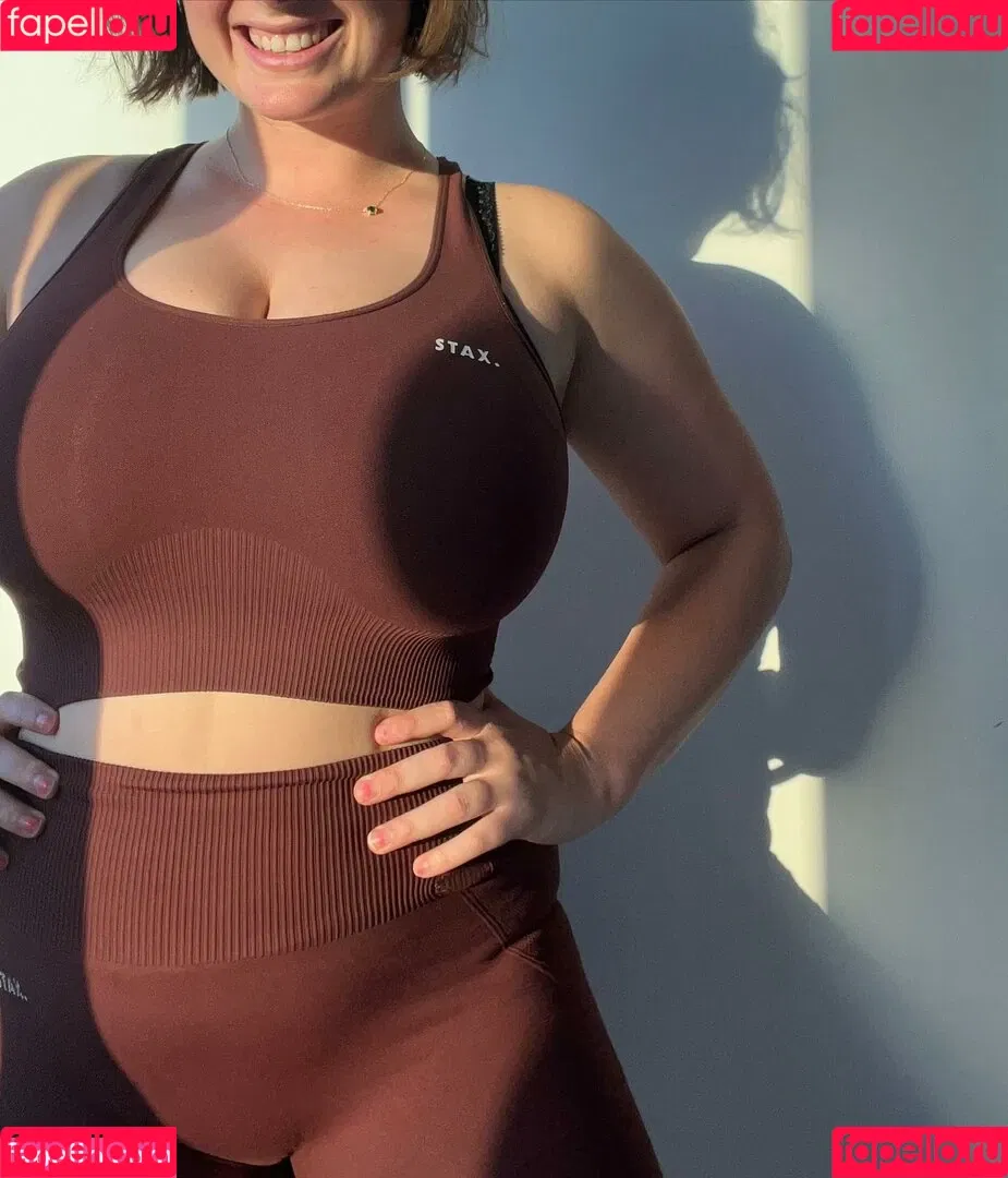 Bel Larcombe / Slice_of_salami_ Onlyfans Photo Gallery 