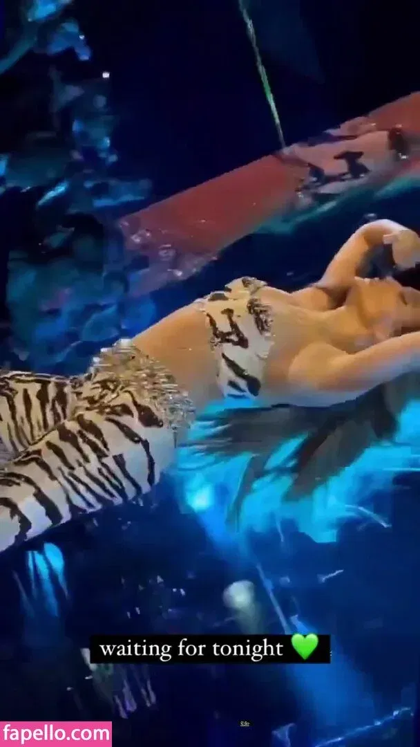 loveskyexo Onlyfans Photo Gallery 