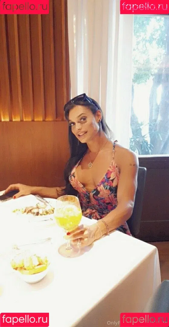 magalylilith Onlyfans Photo Gallery 