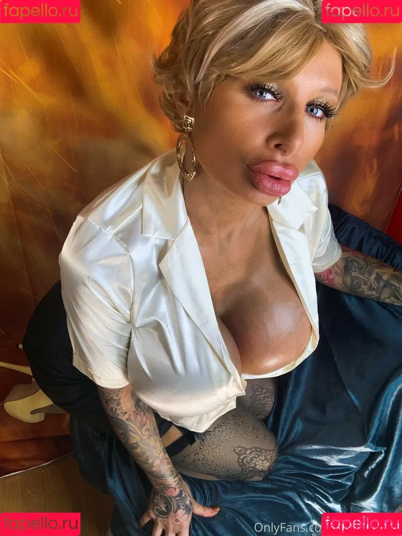 sophieaslut Onlyfans Photo Gallery 
