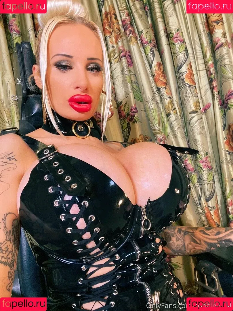 sophieaslut Onlyfans Photo Gallery 