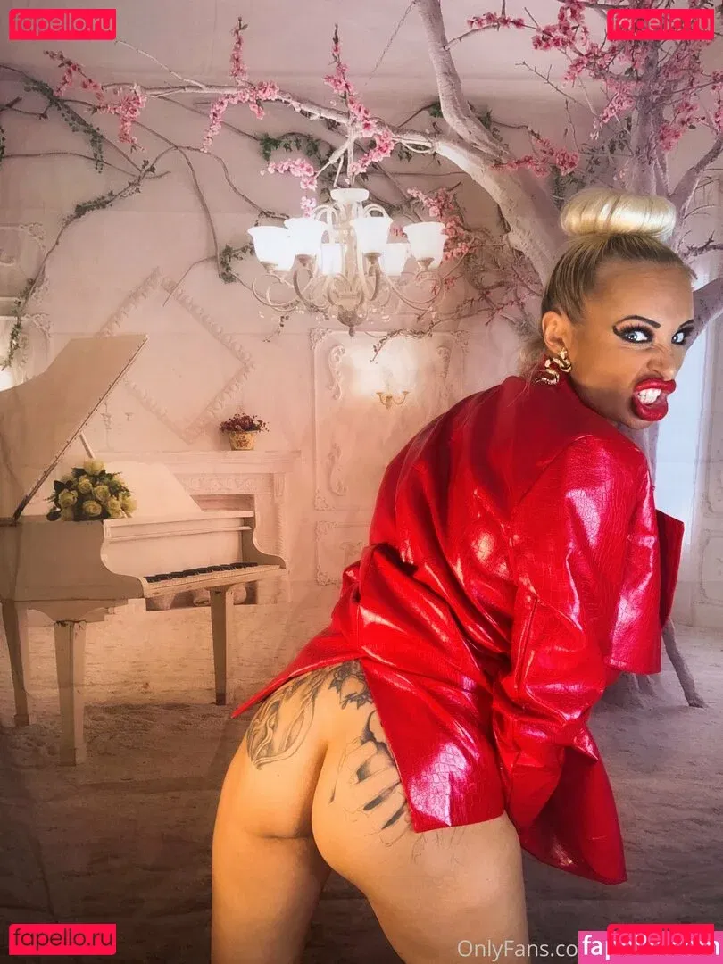 sophieaslut Onlyfans Photo Gallery 