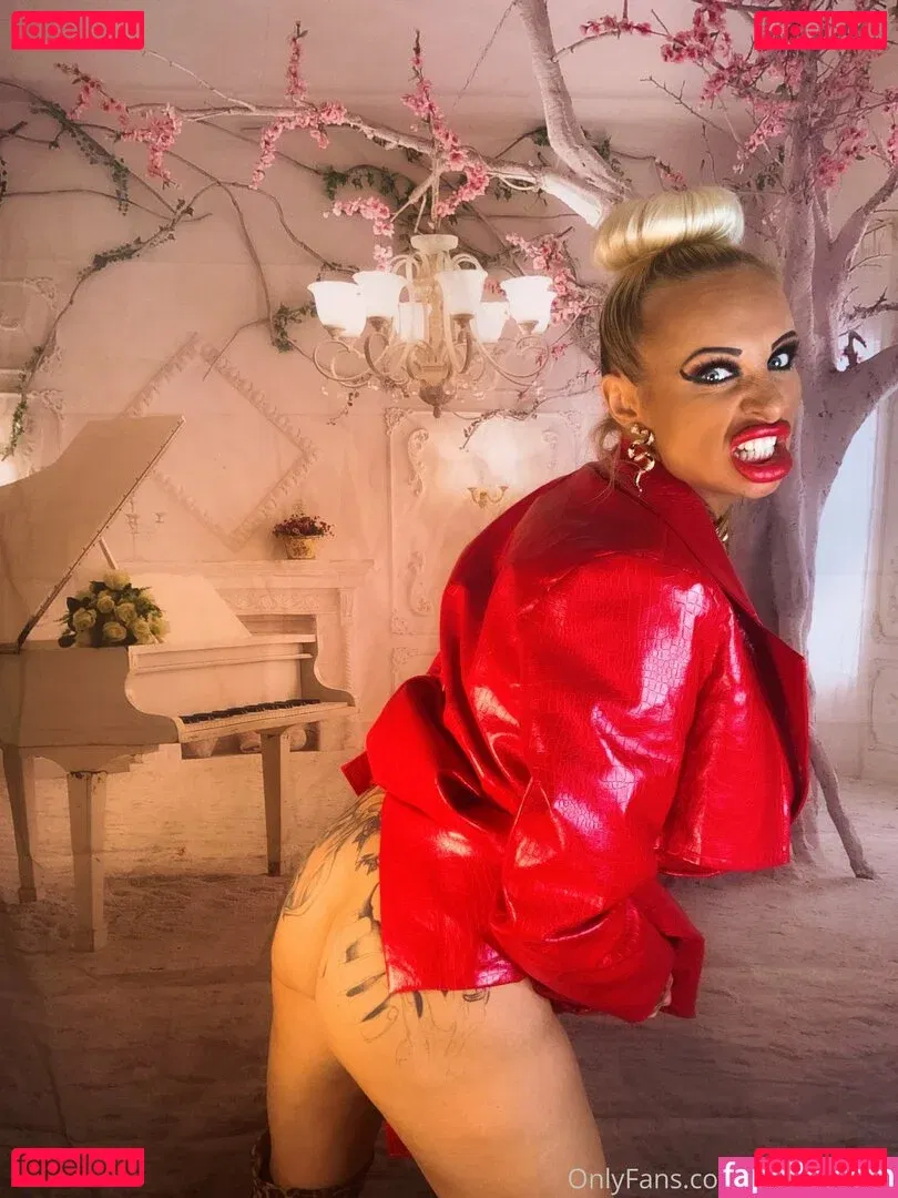 sophieaslut Onlyfans Photo Gallery 