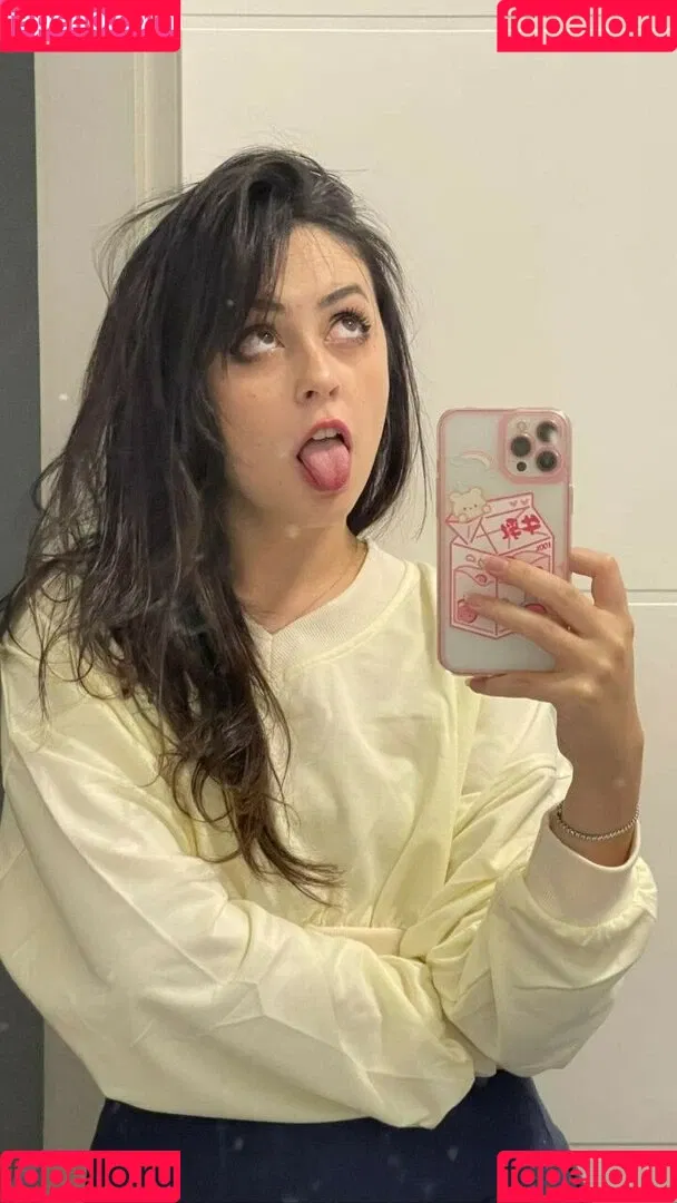 Leticia Shirakiin Onlyfans Photo Gallery 