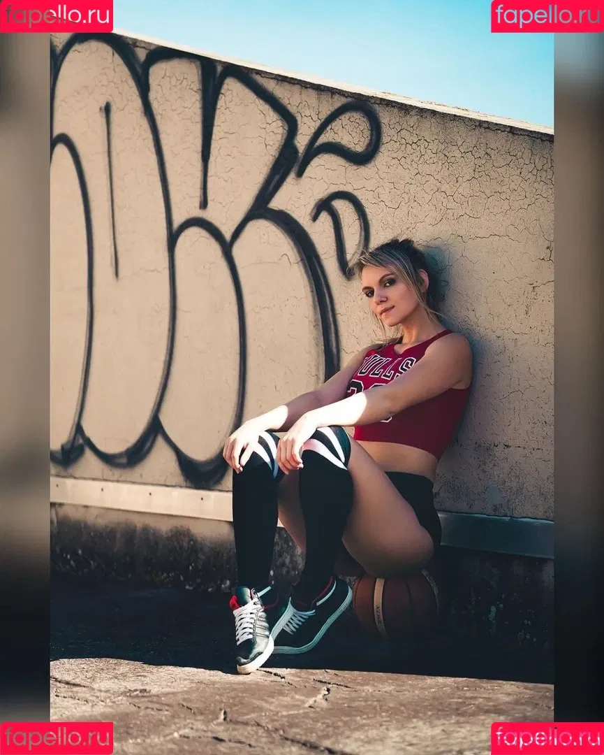 Kylliecosplay Onlyfans Photo Gallery 