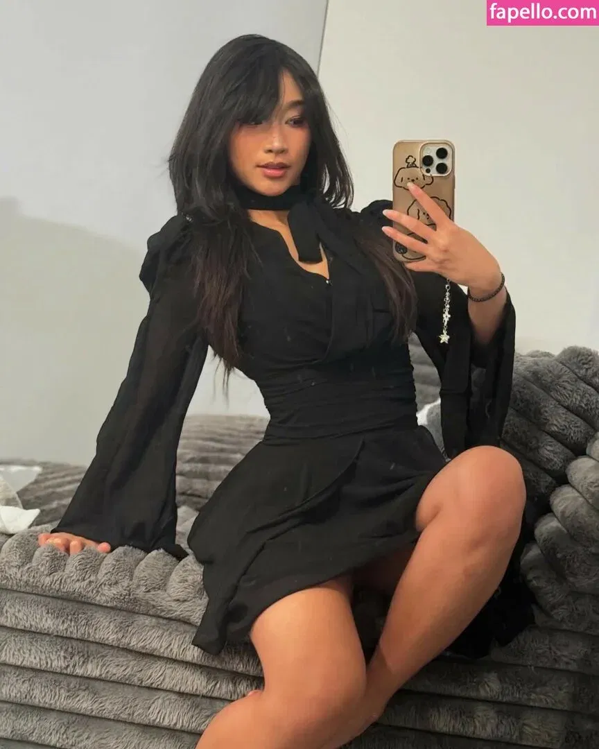 xoey.exe Onlyfans Photo Gallery 