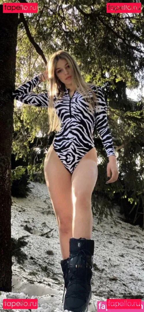 Arthemis Cuibari Onlyfans Photo Gallery 