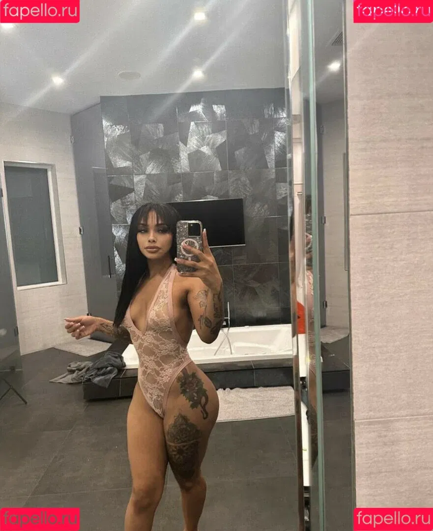 therealvickyy Onlyfans Photo Gallery 