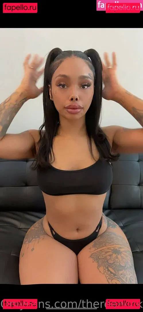 therealvickyy Onlyfans Photo Gallery 