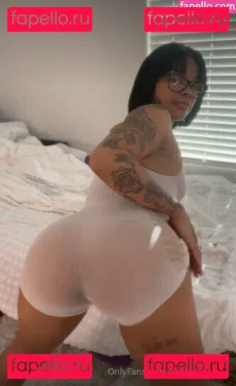 therealvickyy Onlyfans Photo Gallery 