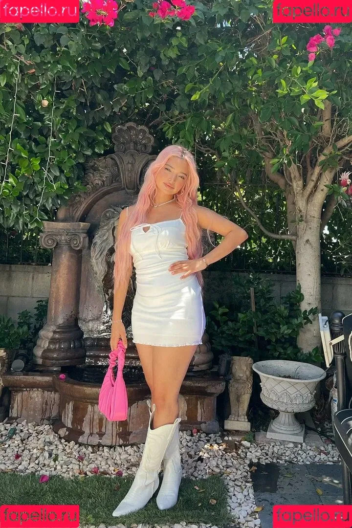 Sab Zada Onlyfans Photo Gallery 