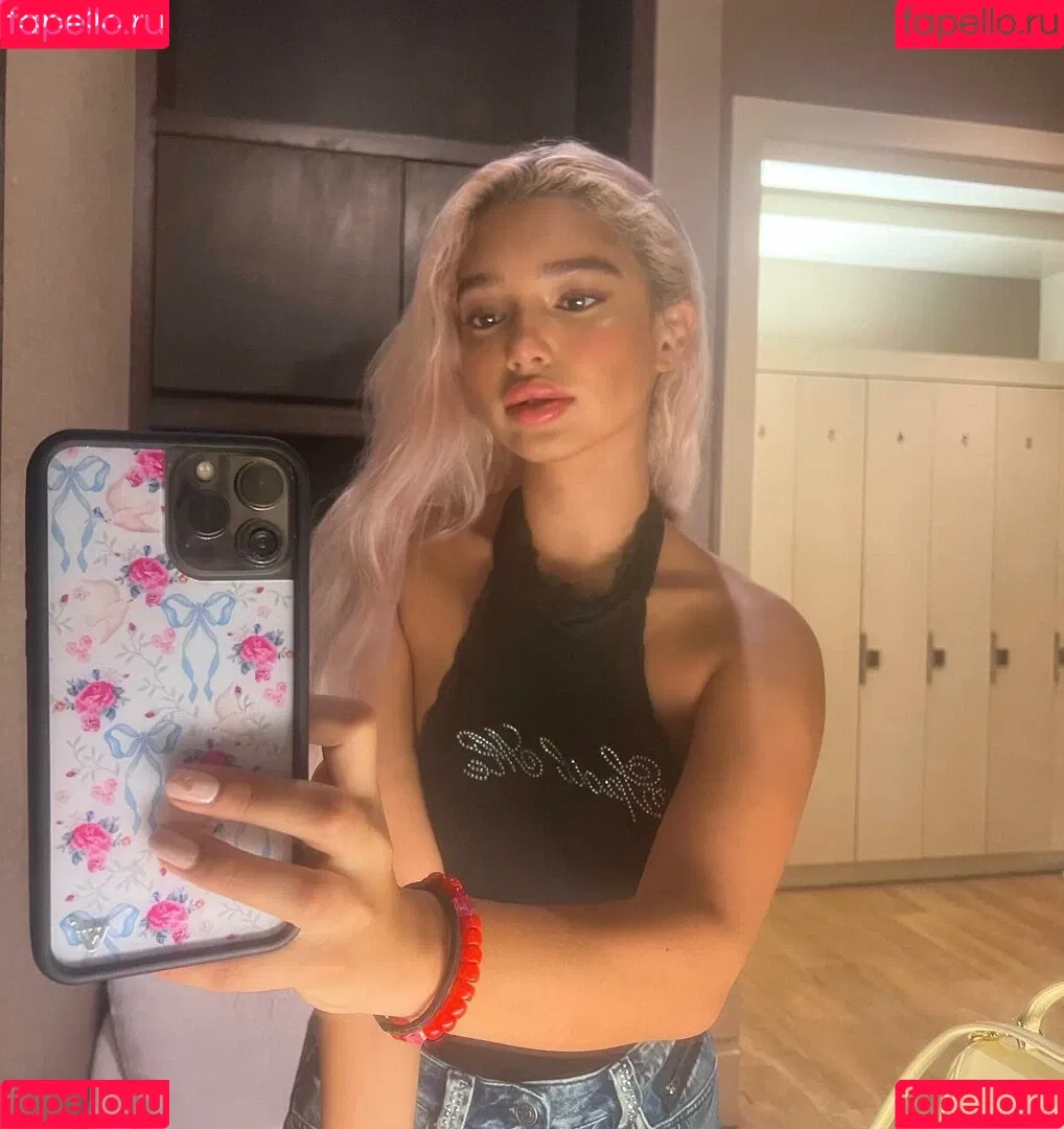 Sab Zada Onlyfans Photo Gallery 