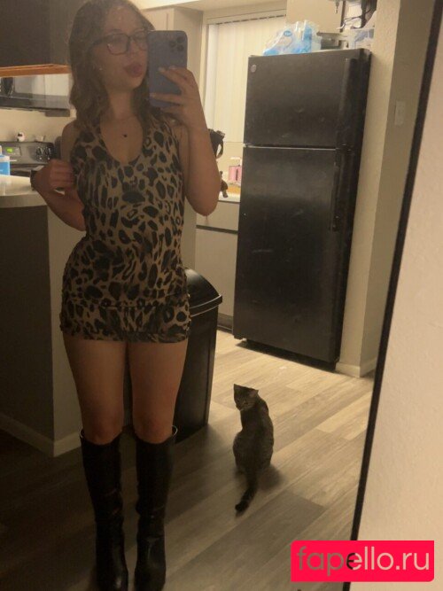 Tabby Ridimin Nude Onlyfans Photo 43
