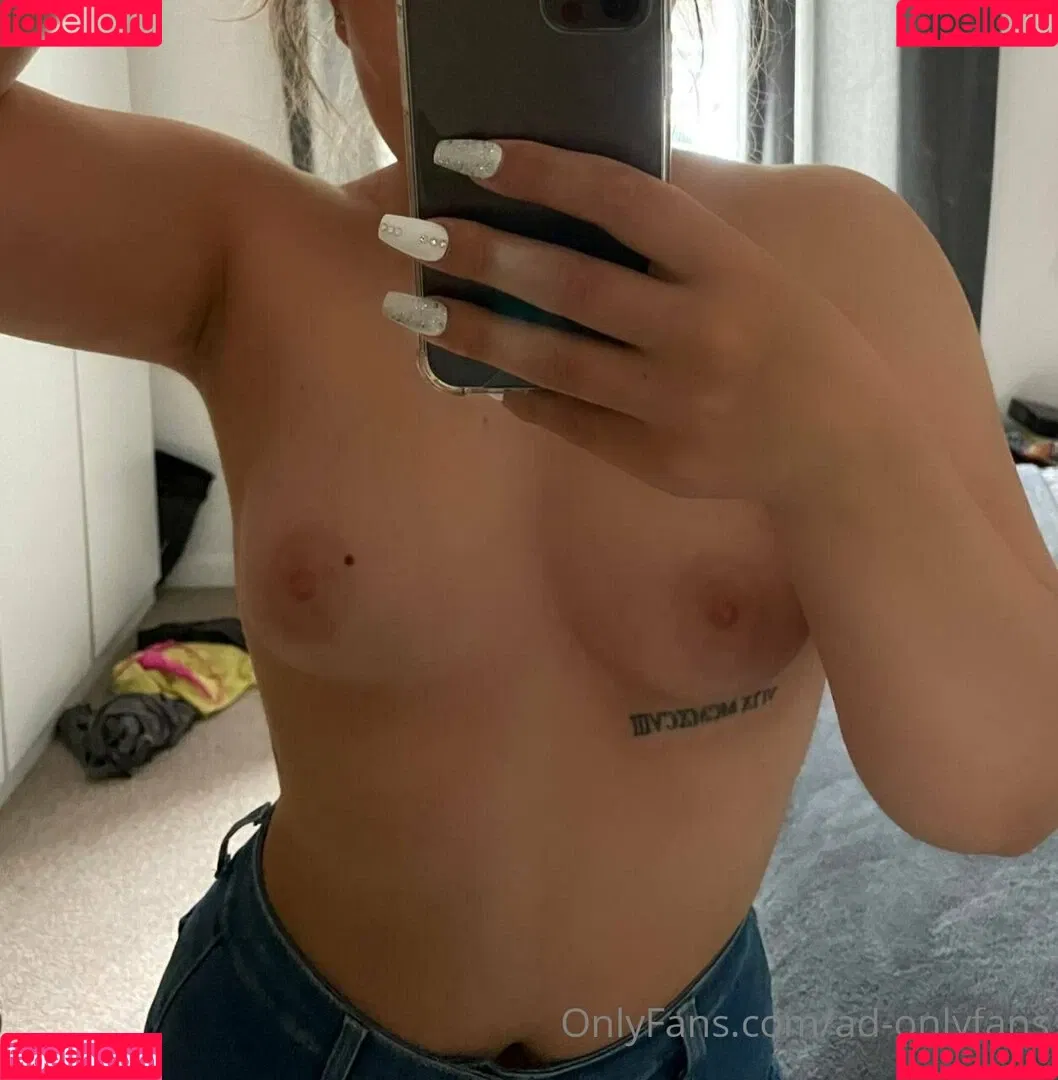 avamaeex Onlyfans Photo Gallery 