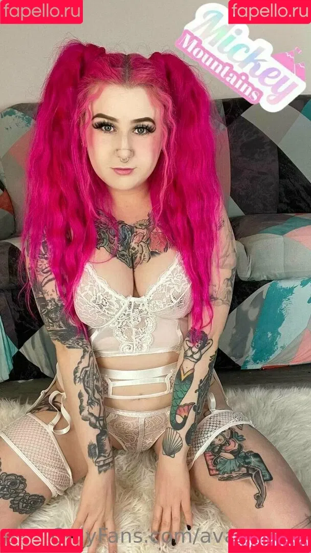 avamaeex Onlyfans Photo Gallery 
