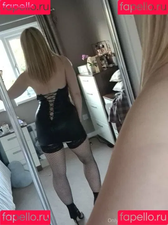 louisefabs Onlyfans Photo Gallery 