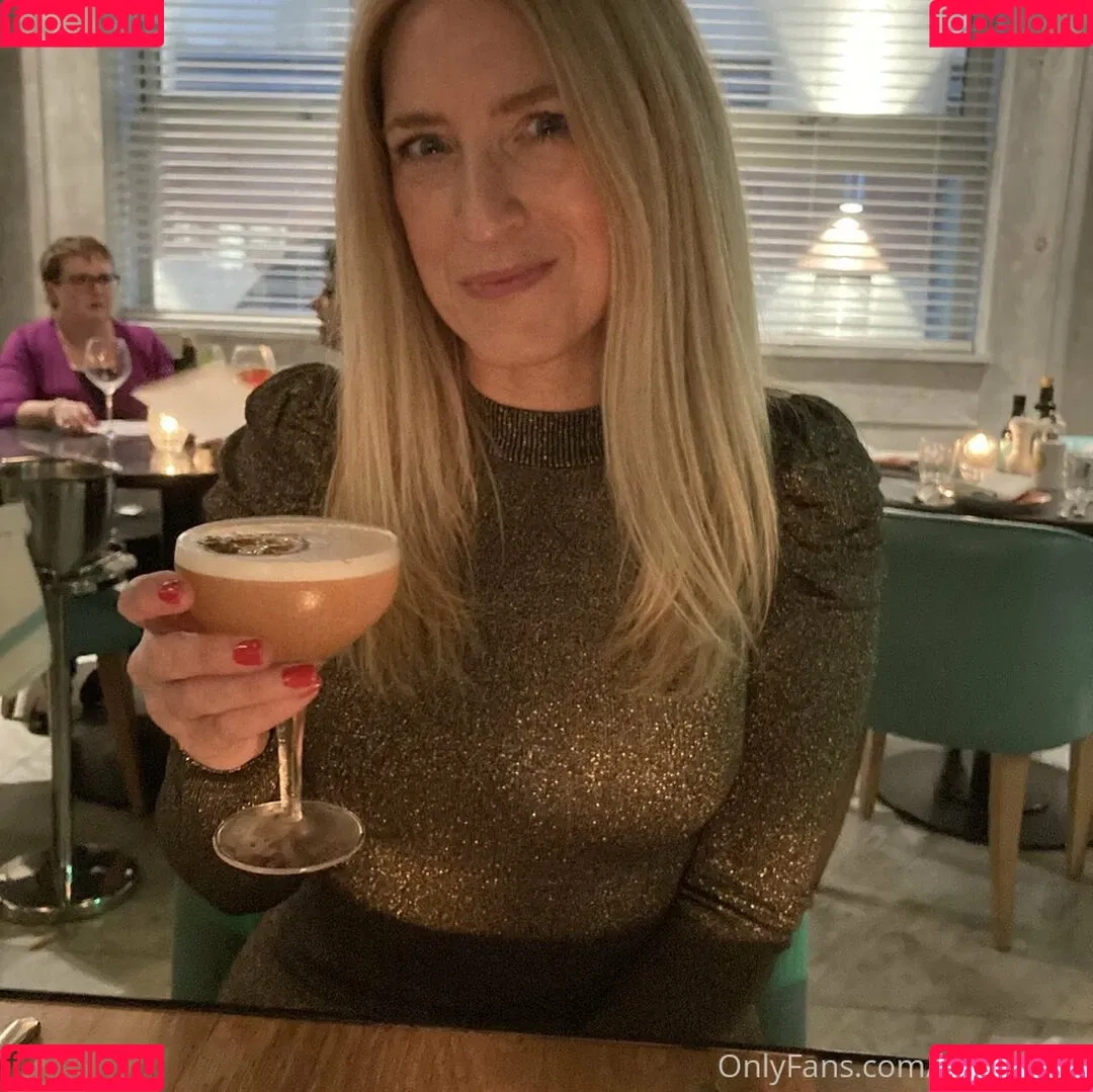 louisefabs Onlyfans Photo Gallery 