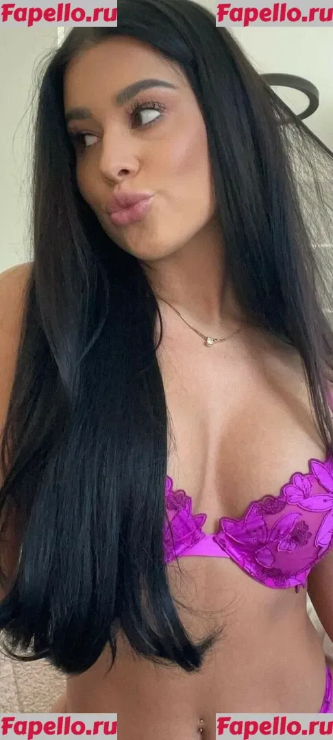 Devorah Roloff Onlyfans Photo Gallery 