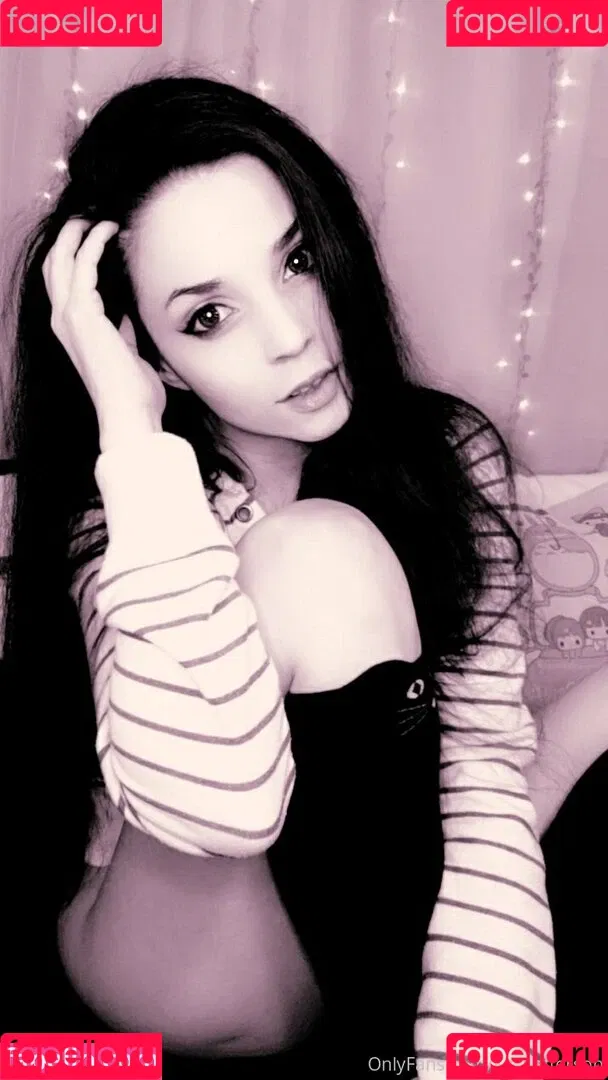 kit_katterson.freebies Onlyfans Photo Gallery 