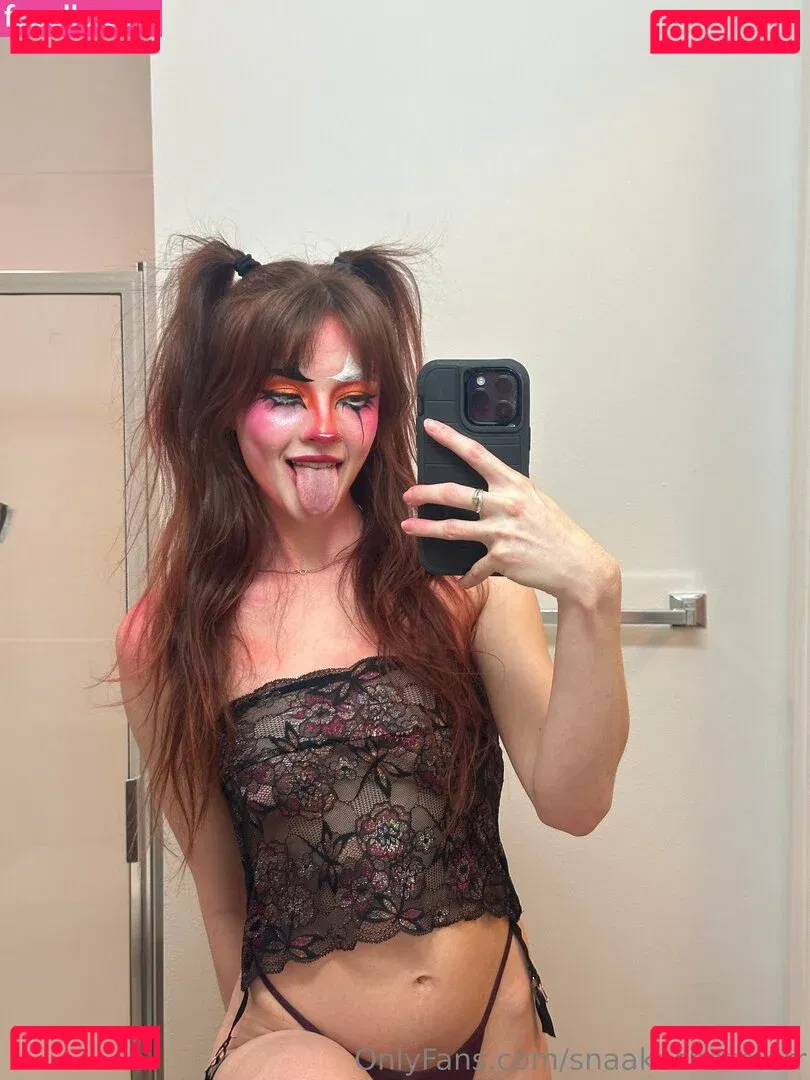 snaakecharmerr Onlyfans Photo Gallery 