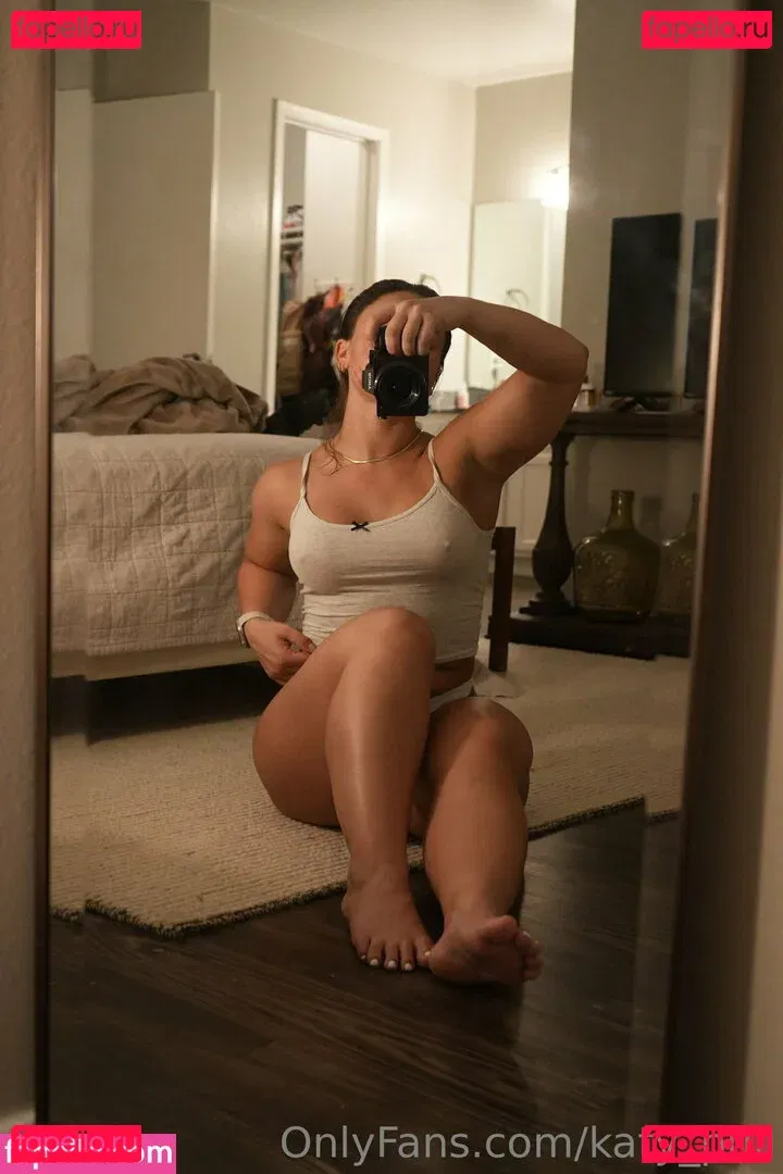 Katy Pull Onlyfans Photo Gallery 