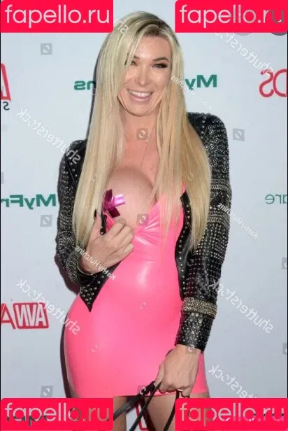 Aubrey Kate Onlyfans Photo Gallery 