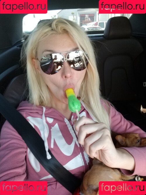 Aubrey Kate Onlyfans Photo Gallery 