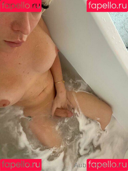 Aubrey Kate Onlyfans Photo Gallery 