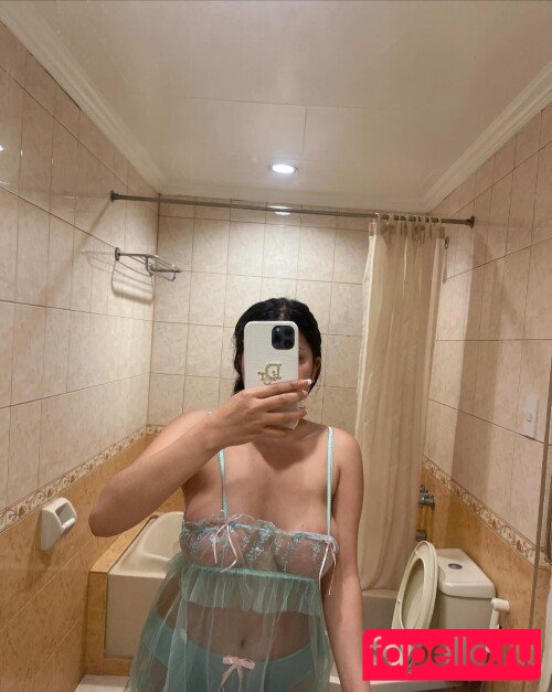 Arnie Celeste Onlyfans Photo Gallery 