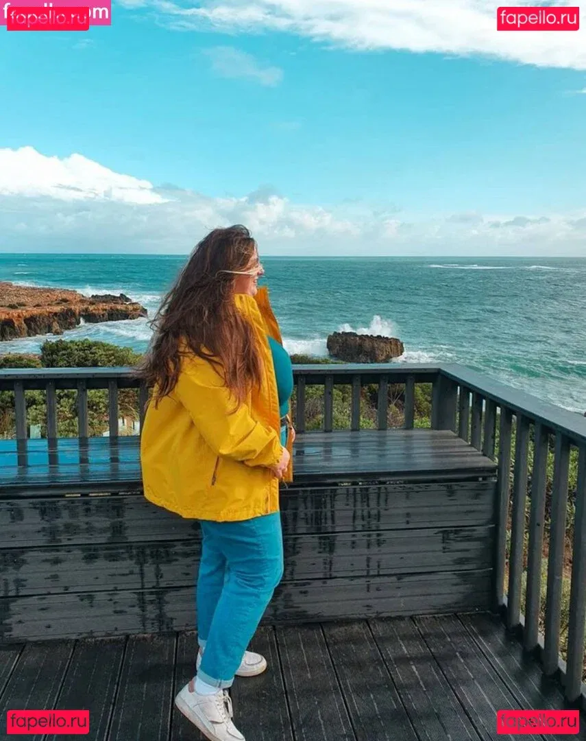 confusedboobs Onlyfans Photo Gallery 