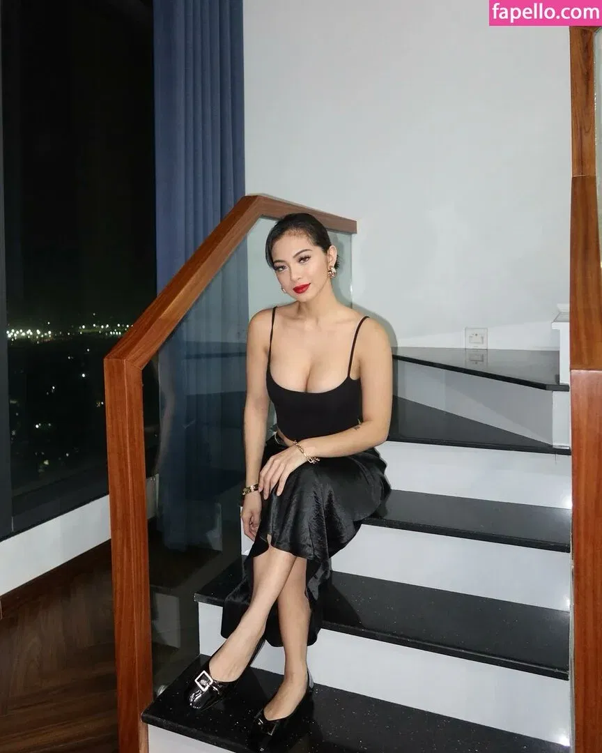 Siobe Lim Onlyfans Photo Gallery 