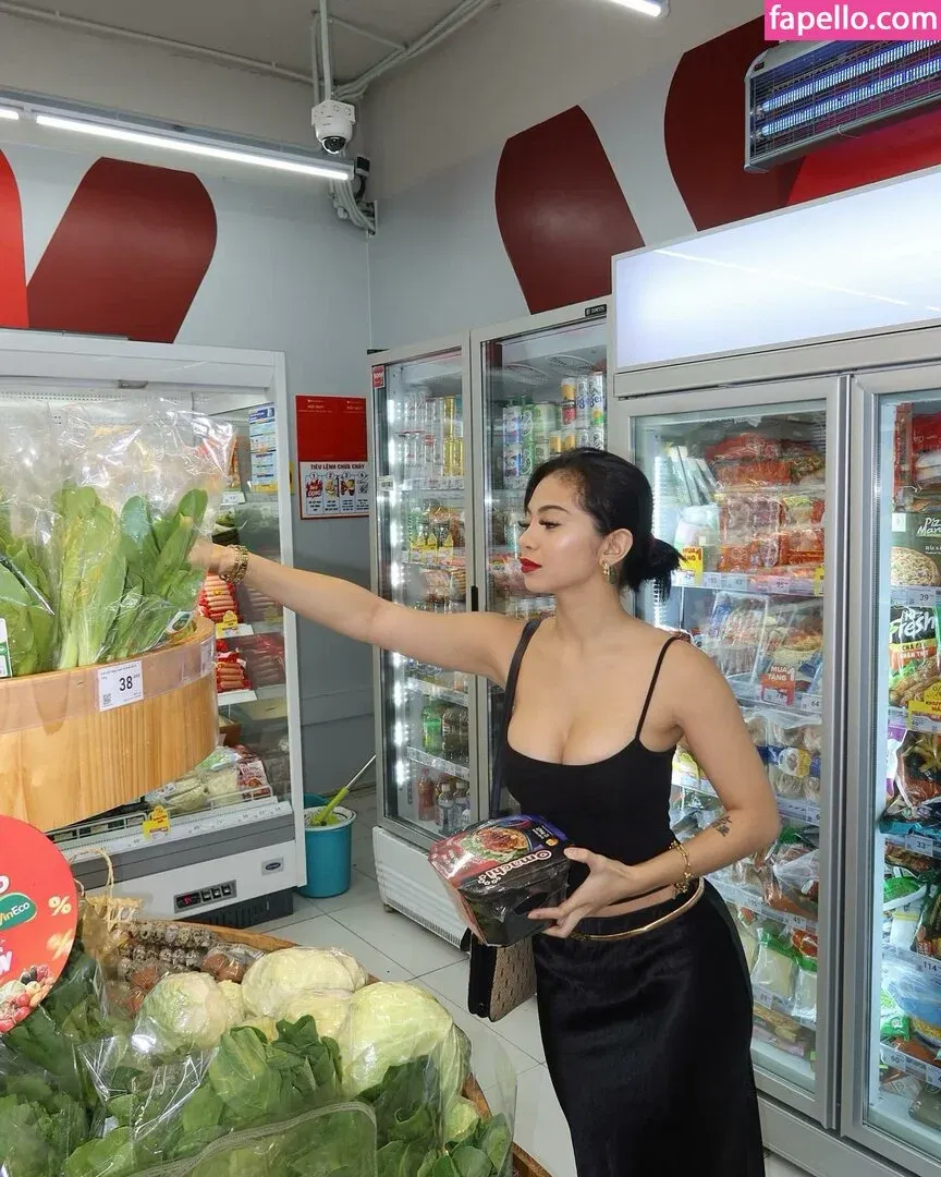 Siobe Lim Onlyfans Photo Gallery 