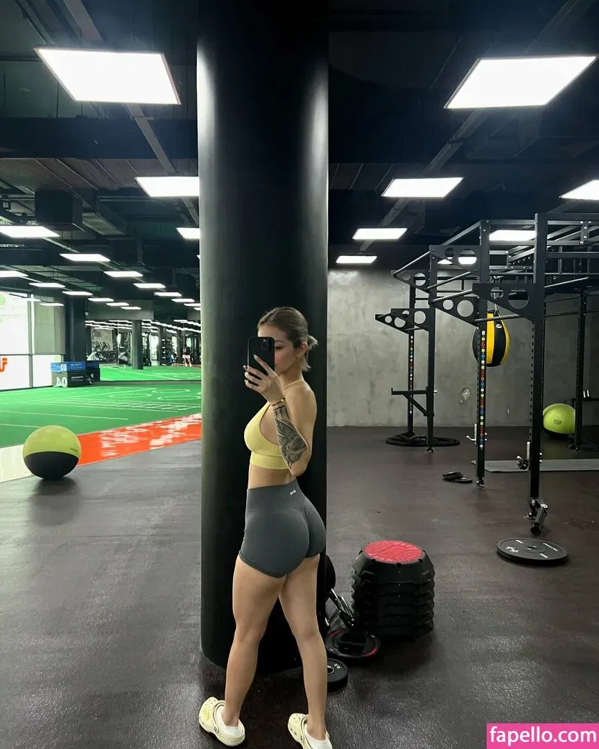 Siobe Lim Onlyfans Photo Gallery 