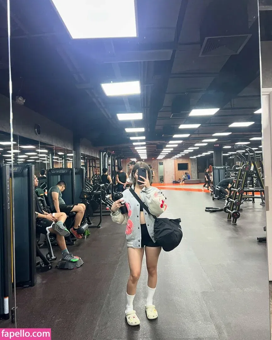 Siobe Lim Onlyfans Photo Gallery 