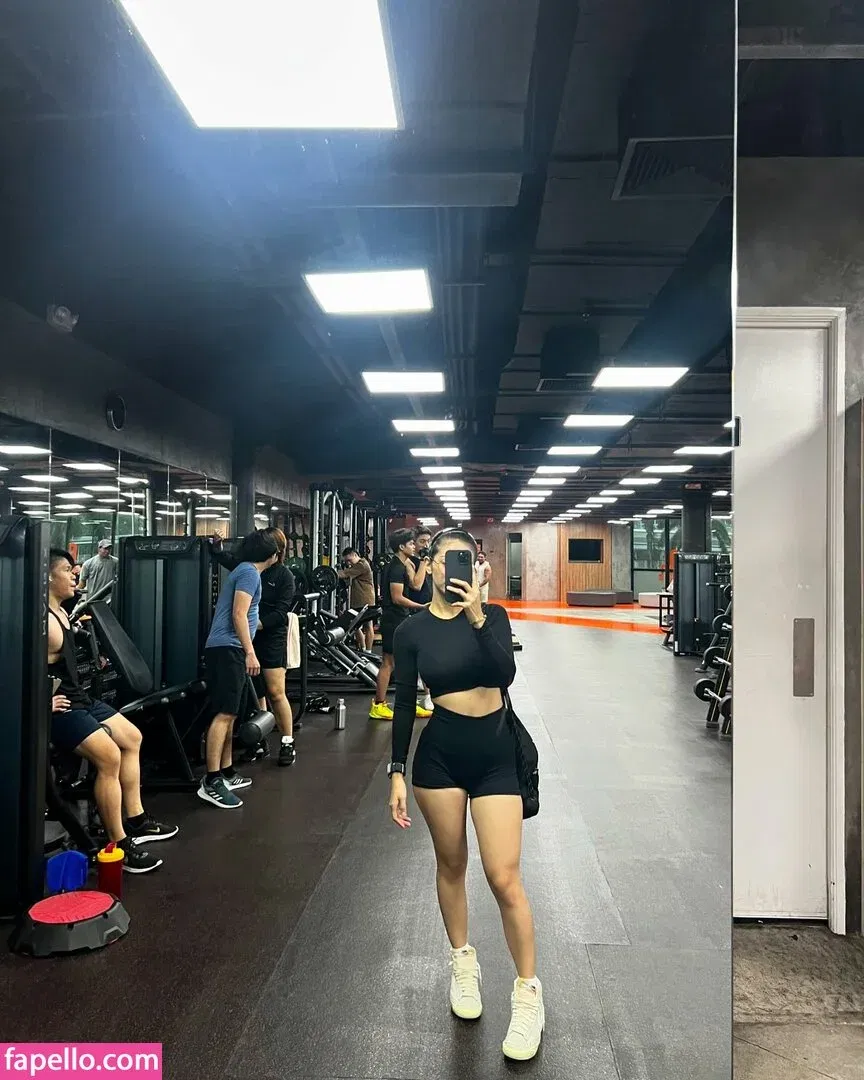 Siobe Lim Onlyfans Photo Gallery 