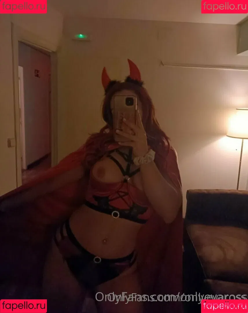 yourfoxyladyy Onlyfans Photo Gallery 