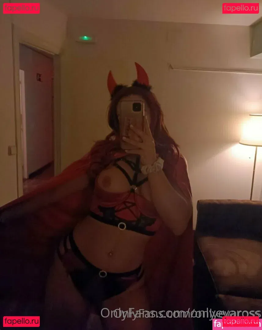 yourfoxyladyy Onlyfans Photo Gallery 