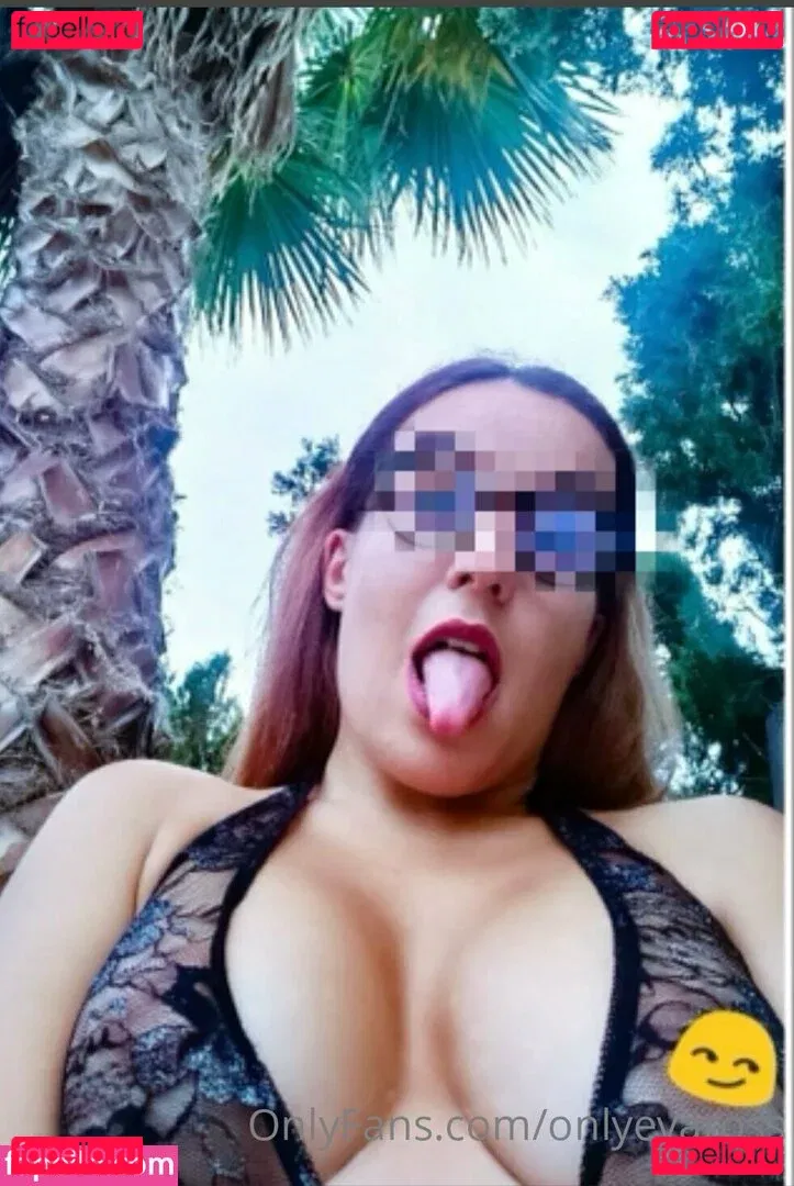 yourfoxyladyy Onlyfans Photo Gallery 