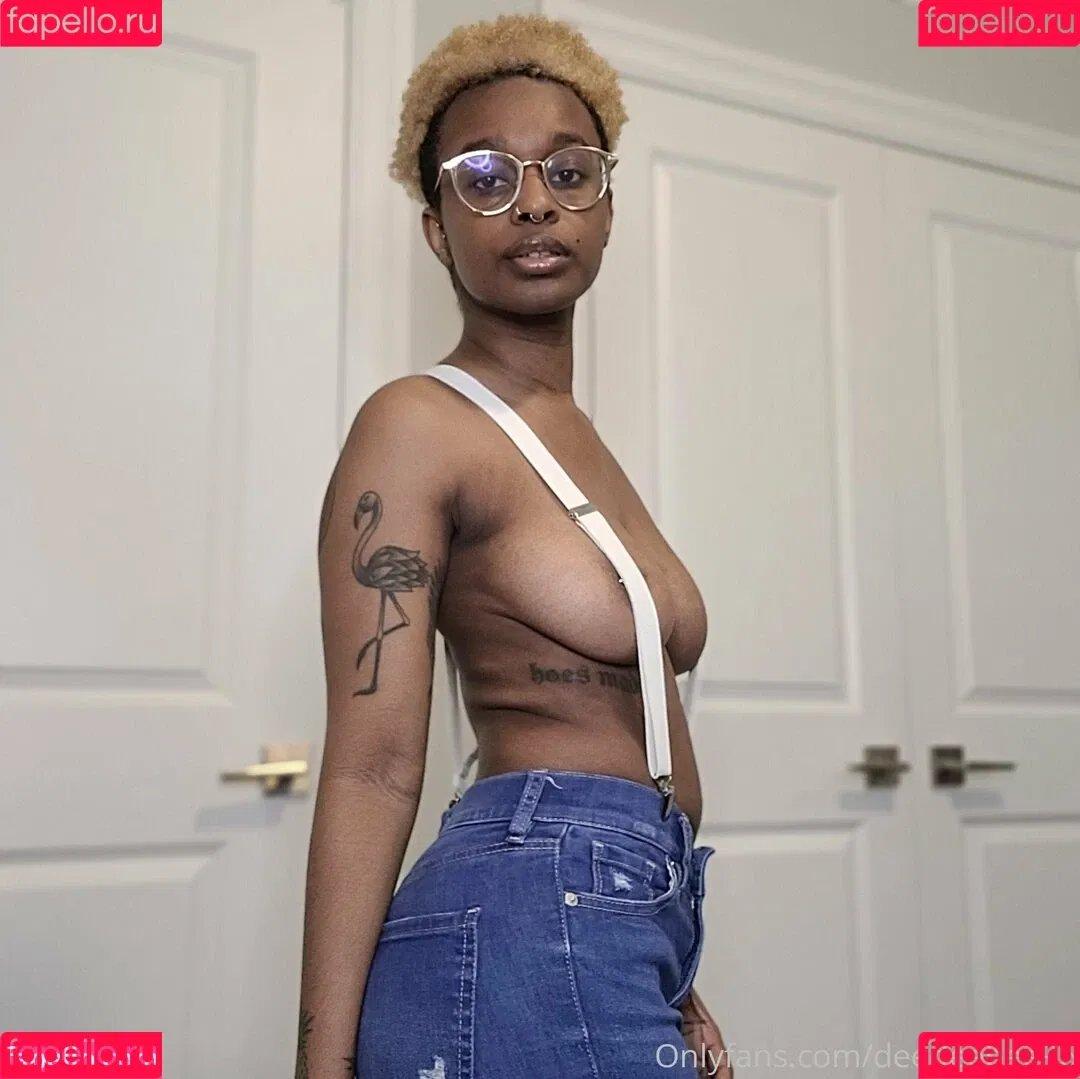 deedeebee96 Onlyfans Photo Gallery 