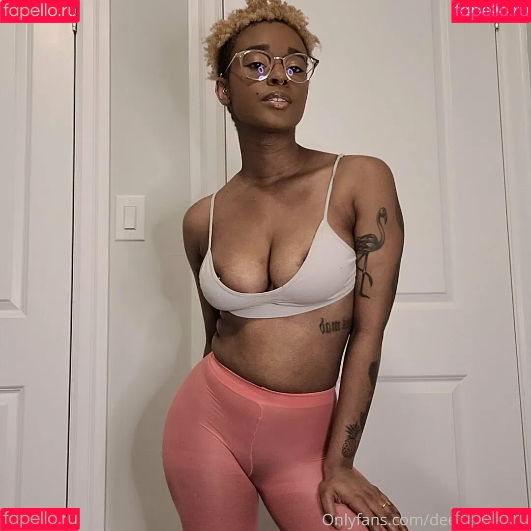 deedeebee96 Onlyfans Photo Gallery 