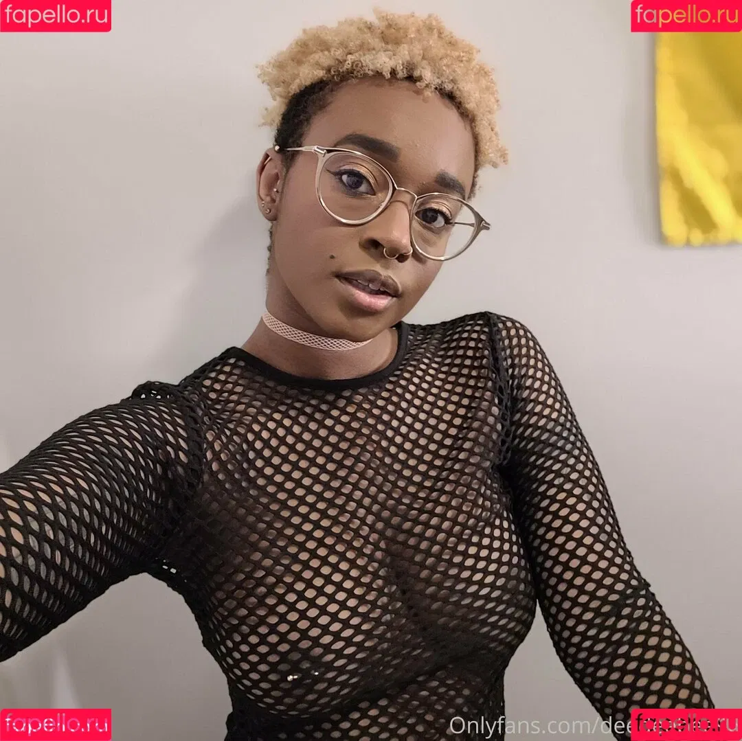 deedeebee96 Onlyfans Photo Gallery 